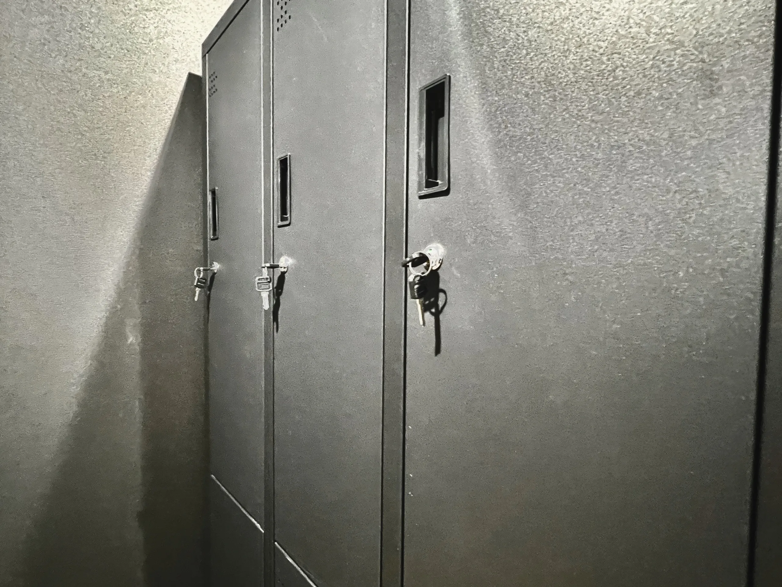 表参道・外苑前のセミパーソナルジム｜LYRIM表参道・外苑前店の更衣室